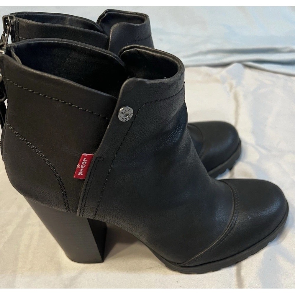 Levis Womens Black Ankle Boots Block Heel Lug Sole‎ Back Zip 52797801A 8.5
